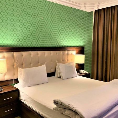 Lancaster Hotel Apartments Dahiet Alrasheed Amman Eksteriør billede
