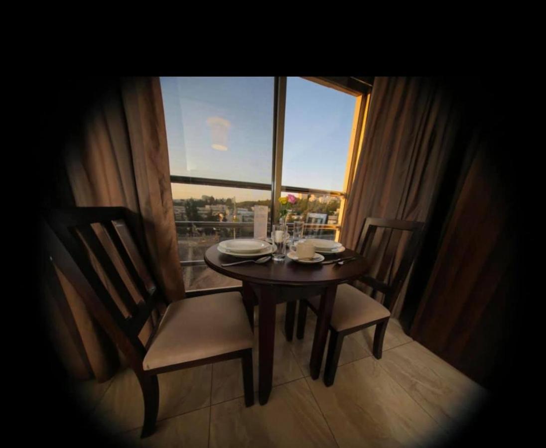 Lancaster Hotel Apartments Dahiet Alrasheed Amman Eksteriør billede