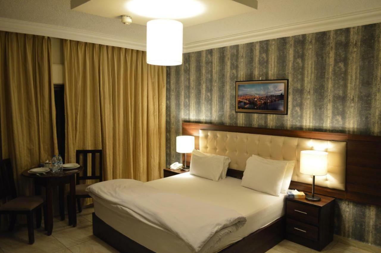 Lancaster Hotel Apartments Dahiet Alrasheed Amman Eksteriør billede